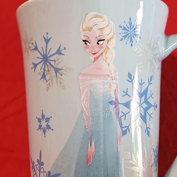 Disney Frozen Elsa Tall Princess Ceramic Coffee Or Tea Mug. 16oz - 6"Tall. Blue. - Picture 15 of 16